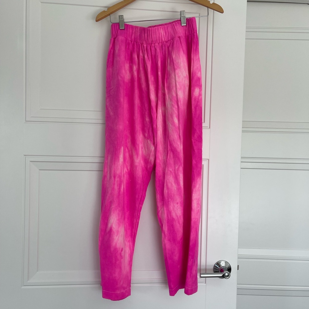 Free People Riverside Tool and Dye tie dye pants perfect condition